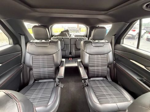 Used 2025 Ford Explorer ST-Line w/ Premium Package AWD/4WD image 20
