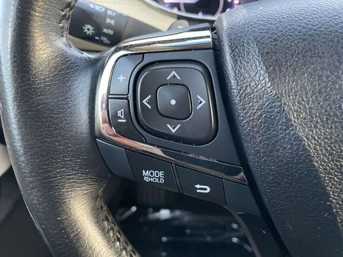 Used 2015 Toyota Avalon XLE Premium image 32