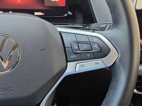 Used 2024 Volkswagen Atlas Peak Edition SE image 23