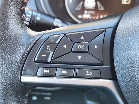 Used 2020 Nissan Kicks SR w/ Exterior Package image 20