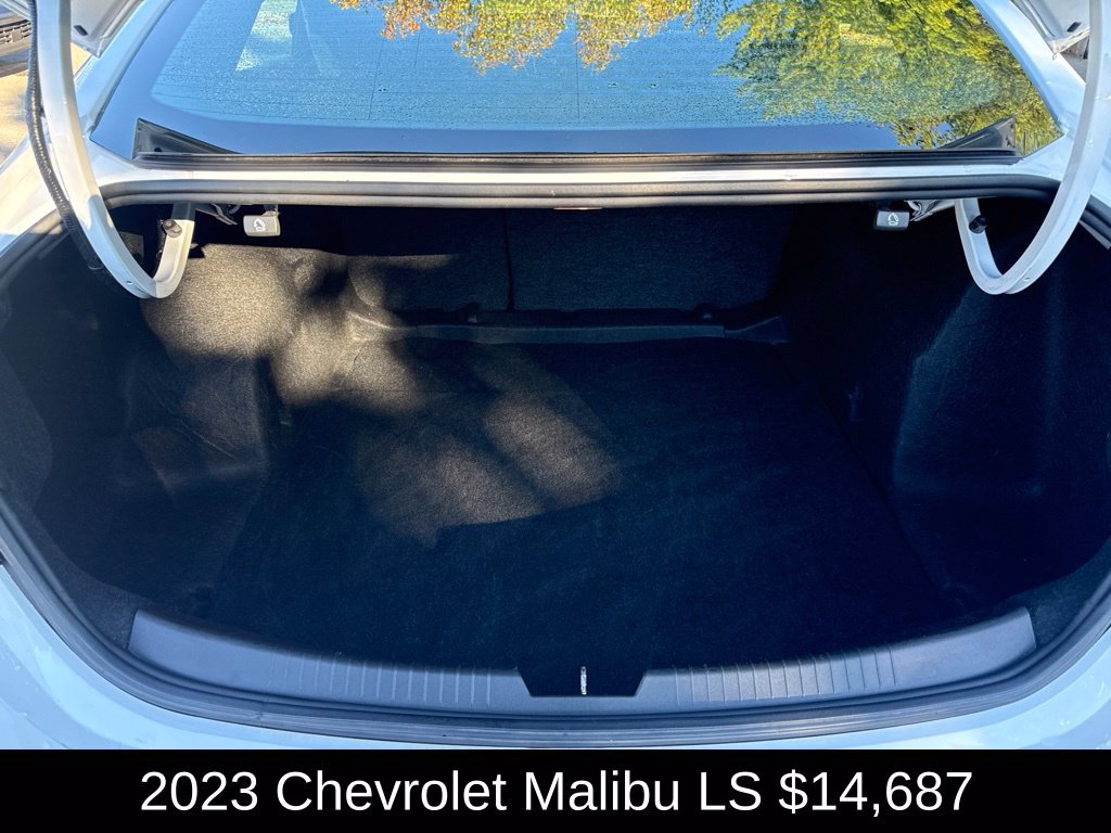 Used 2023 Chevrolet Malibu LS w/ Driver Confidence Package FWD image 15