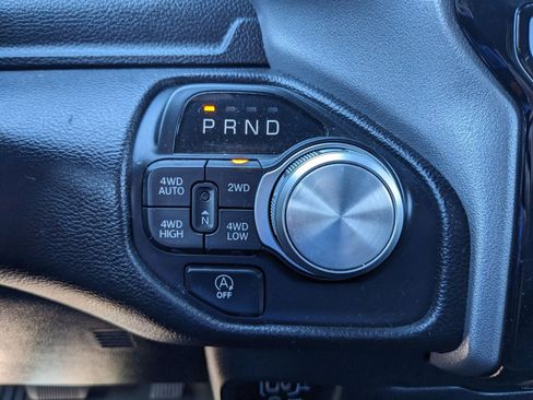 Used 2025 RAM 1500 Laramie AWD/4WD image 30