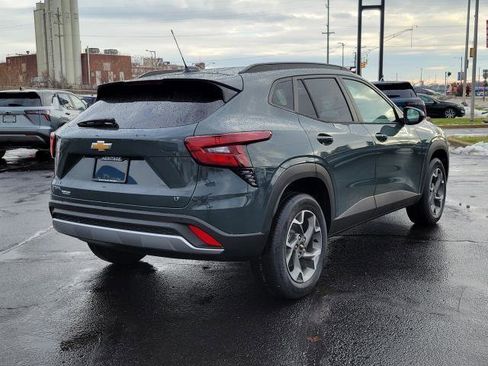 New 2026 Chevrolet Trax LT w/ Driver Confidence Package image 2