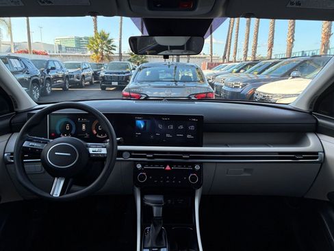 Used 2025 Hyundai Tucson SEL image 35