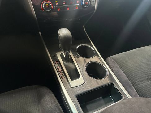 Used 2013 Nissan Altima 2.5 S FWD image 21