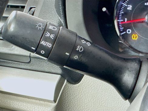 Used 2014 Subaru Forester 2.5i Touring AWD/4WD image 12