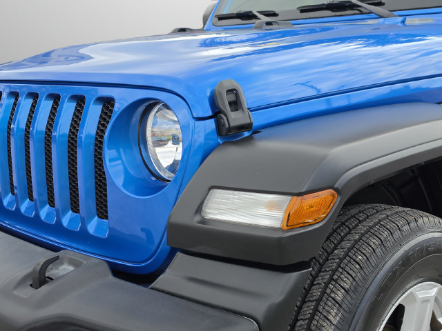 Used 2022 Jeep Wrangler Sport AWD/4WD image 12