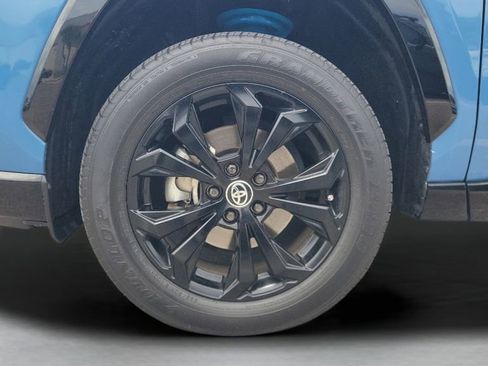 Certified 2023 Toyota RAV4 XSE AWD/4WD image 9
