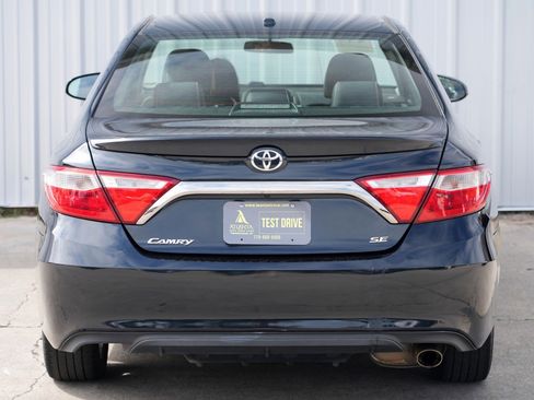 Used 2017 Toyota Camry SE image 48