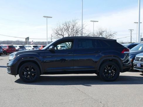 Certified 2023 Volkswagen Atlas Cross Sport SEL R-Line image 4