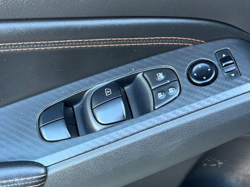 Used 2021 Nissan Altima 2.5 SR w/ SR Premium Package FWD image 12