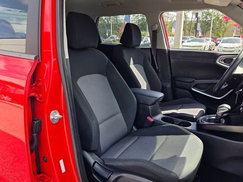 Used 2022 Kia Soul LX w/ Technology Package FWD image 17