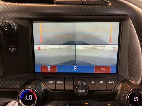 Used 2019 Chevrolet Corvette Z06 RWD image 17