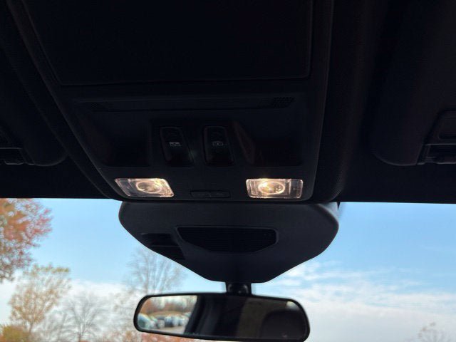 Used 2024 Ford Escape ST-Line w/ Tech Pack #1 AWD/4WD image 8