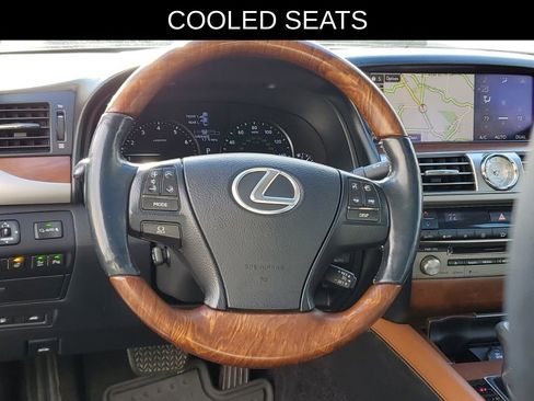 Used 2015 Lexus LS 460 AWD w/ Comfort Package image 8