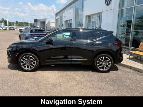Used 2023 Chevrolet Blazer RS w/ Driver Confidence II Package FWD image 2