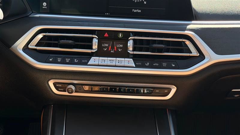 Used 2021 BMW X7 xDrive40i w/ Premium Package 2 AWD/4WD image 29