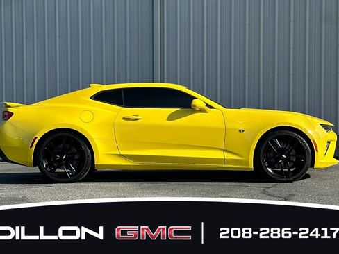 Used 2016 Chevrolet Camaro SS RWD image 3