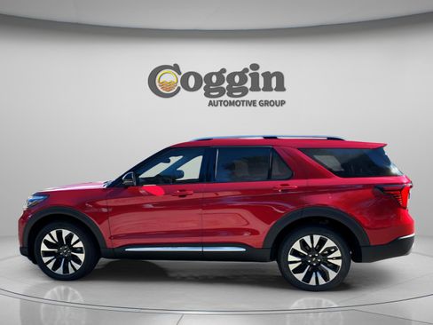 Used 2026 Ford Explorer Platinum w/ LUX Leather Package image 2