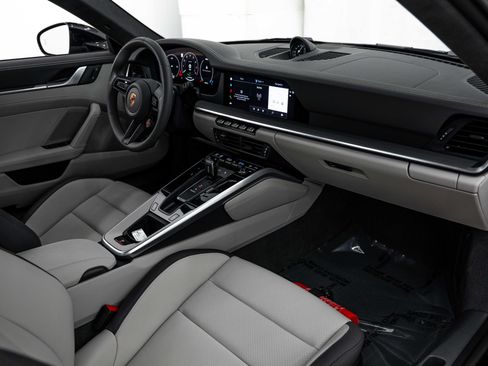 Certified 2026 Porsche 911 Carrera GTS RWD image 12
