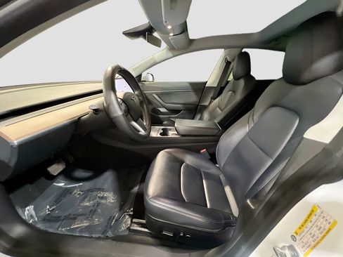 Used 2021 Tesla Model 3 Standard Range Plus image 15