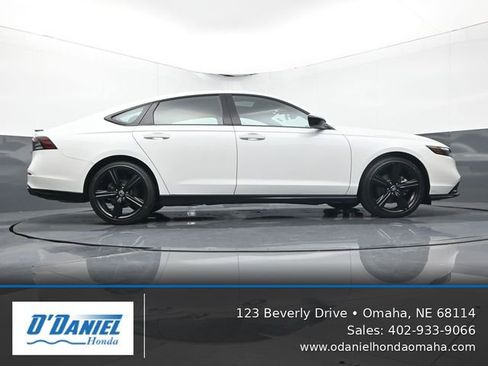 Used 2023 Honda Accord Sport image 13