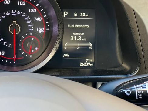 Certified 2023 Hyundai Elantra SEL FWD image 30