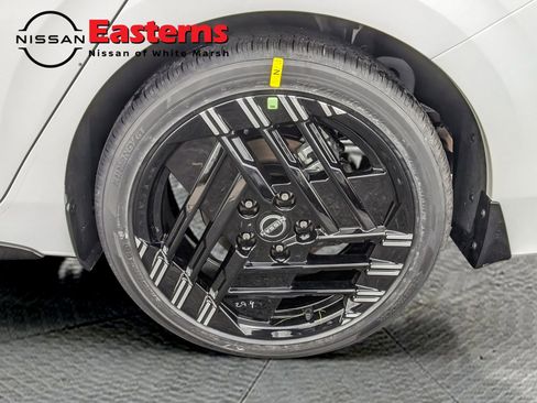 New 2026 Nissan Sentra SR w/ Floor Mat Package image 10