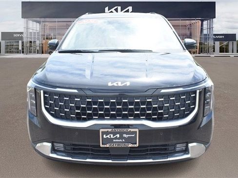 New 2026 Kia Carnival SX image 8