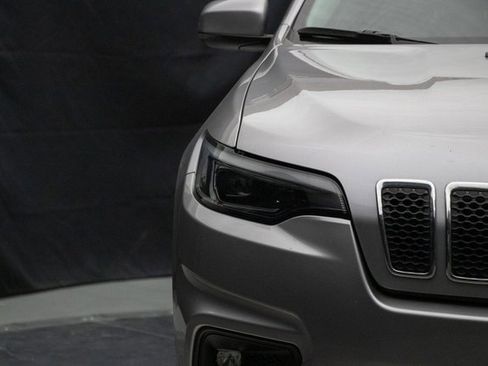 Used 2021 Jeep Cherokee Latitude Lux w/ Sun & Sound Group image 5