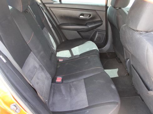 Used 2020 Nissan Sentra SR w/ Electronics Package FWD image 6