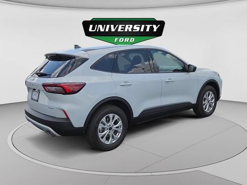New 2026 Ford Escape Active w/ Tech Pack #1 AWD/4WD image 3