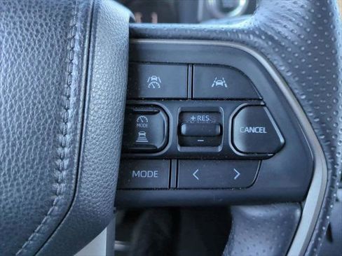 Certified 2025 Toyota 4Runner SR5 image 23