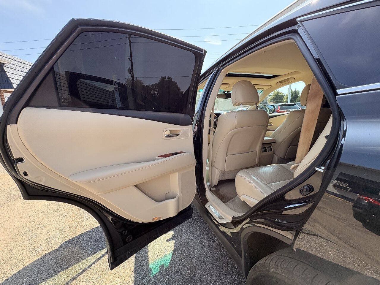 Used 2011 Lexus RX 350 AWD w/ Premium Pkg image 15