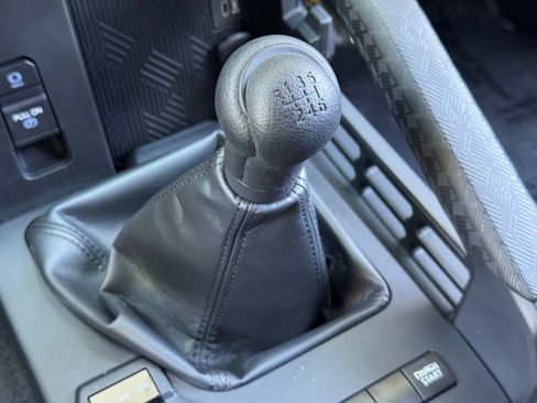 Used 2024 Toyota Tacoma SR image 27