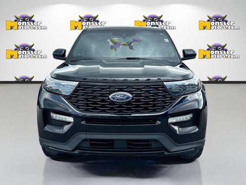 Used 2022 Ford Explorer ST-Line w/ Class IV Trailer Tow Package AWD/4WD image 2