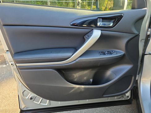 Used 2024 Mitsubishi Eclipse Cross AWD image 17