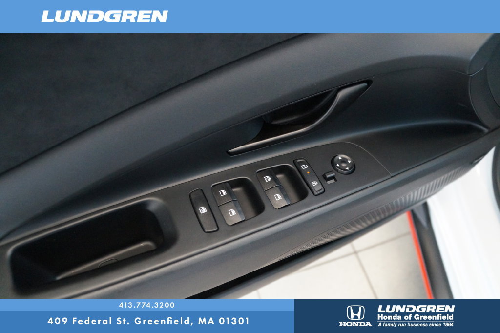 Used 2025 Hyundai Elantra N FWD image 15