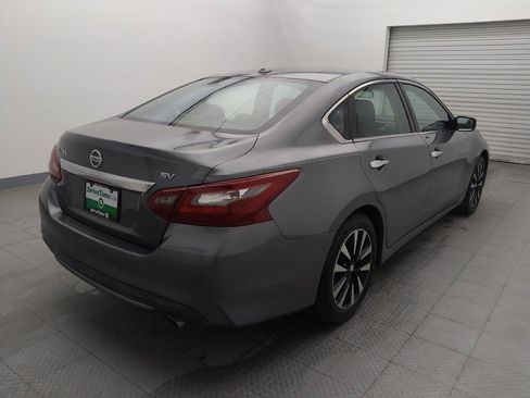 Used 2018 Nissan Altima 2.5 SV image 9