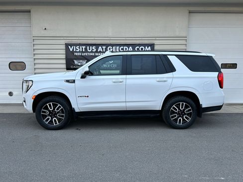 Used 2024 GMC Yukon AT4 w/ Max Trailering Package image 7