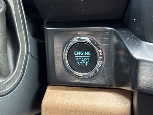 New 2026 Ford F250 Lariat w/ Chrome Package image 20