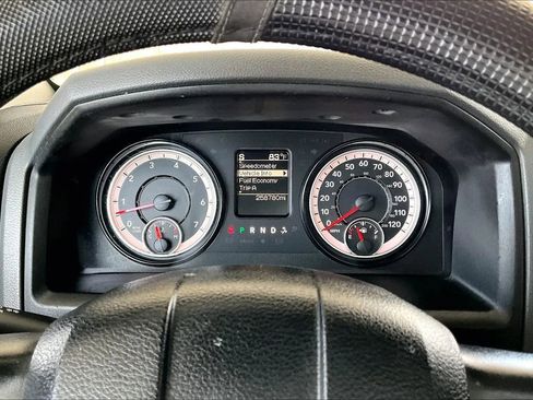 Used 2017 RAM 1500 Express AWD/4WD image 13