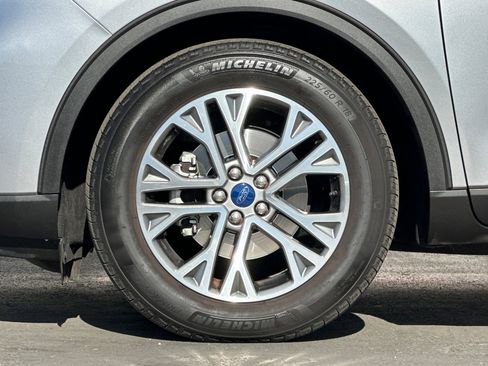 Certified 2022 Ford Escape SEL image 25