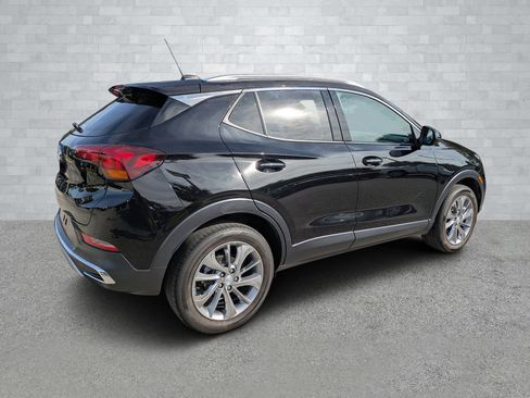 Used 2023 Buick Encore GX Essence w/ Experience Buick Package image 5