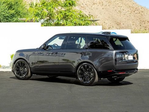 Used 2026 Land Rover Range Rover SE AWD/4WD image 9