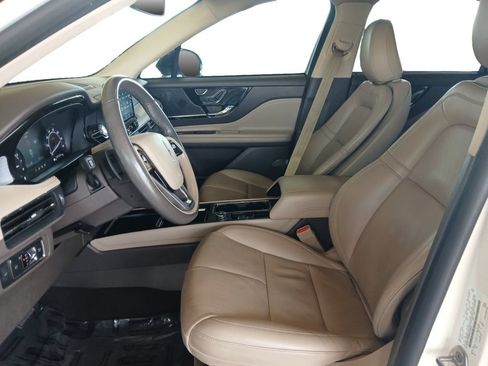 Used 2021 Lincoln Corsair FWD w/ Premium Package image 11