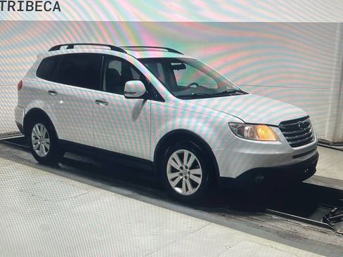 Used 2009 Subaru Tribeca Special Edition AWD/4WD image 2