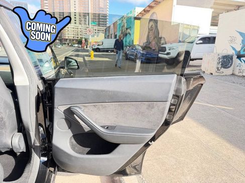 Used 2023 Tesla Model Y AWD image 13