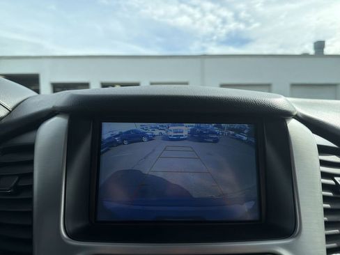 Used 2018 GMC Yukon SLT w/ HD Trailering Package AWD/4WD image 26