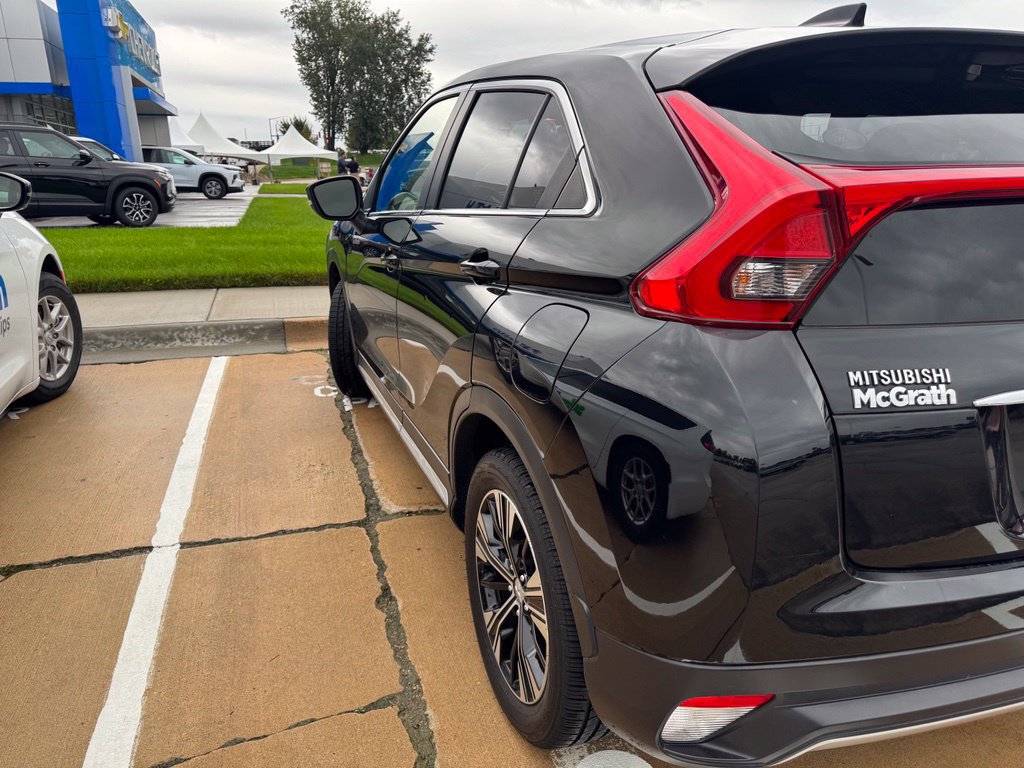 Used 2018 Mitsubishi Eclipse Cross SE AWD/4WD image 4